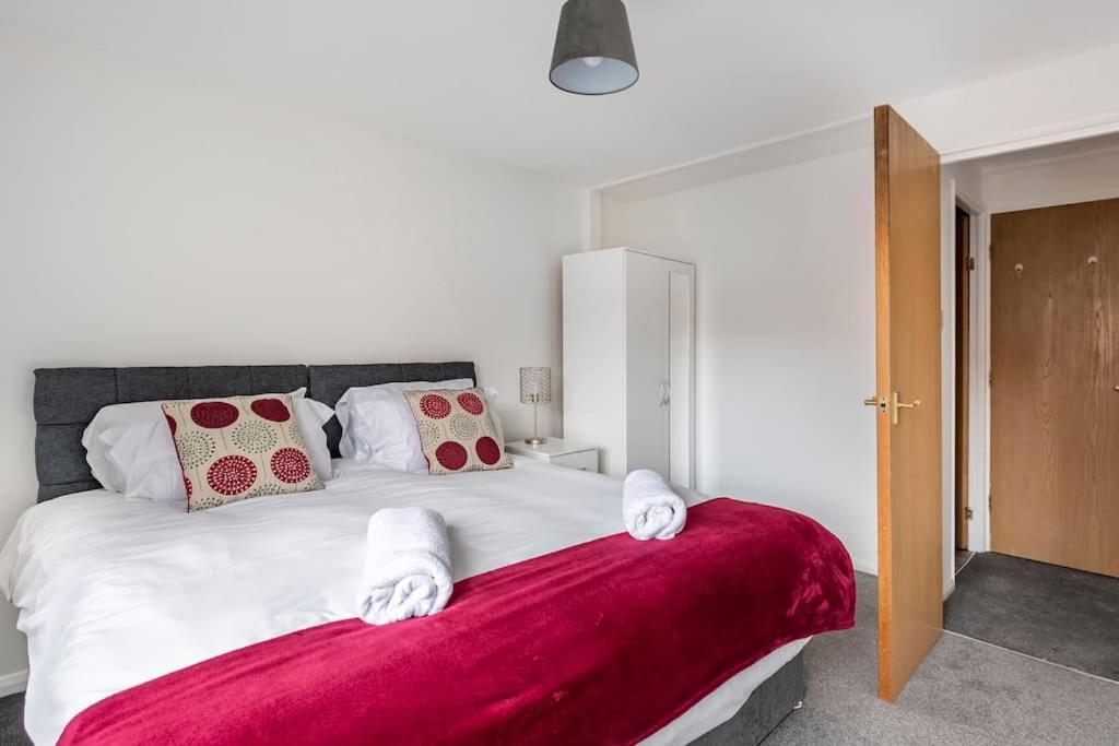 Two Bedroom Flat Near Colchester Hospital With Free Parking And Internet Mile End Εξωτερικό φωτογραφία